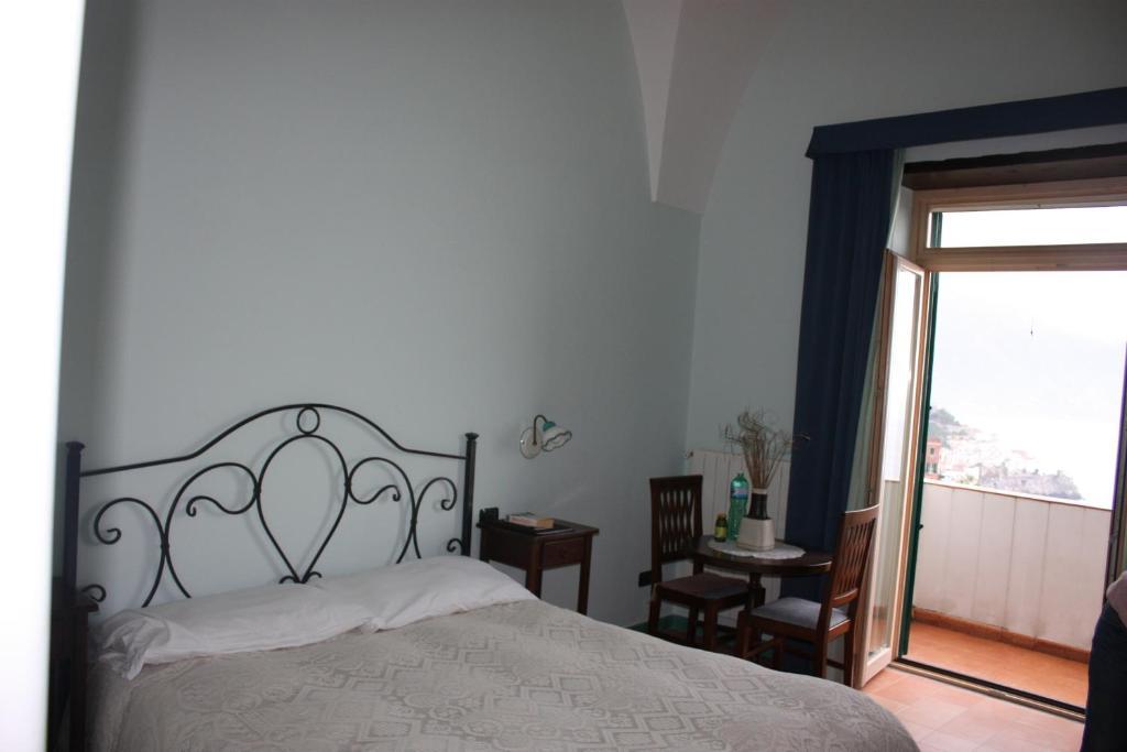 Villa Rina Amalfi Habitación foto